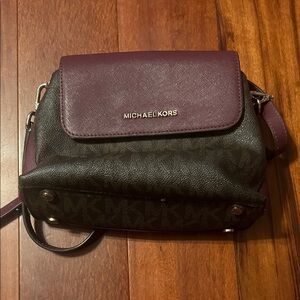 Women’s Michael Kors Crossbody Bag